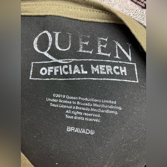 โฃ๏ธSOLDโฃ๏ธL ptp 20 QUEEN VINTAGE BAND TEE sweater bohemian rhapsody - Picture 3 of 6